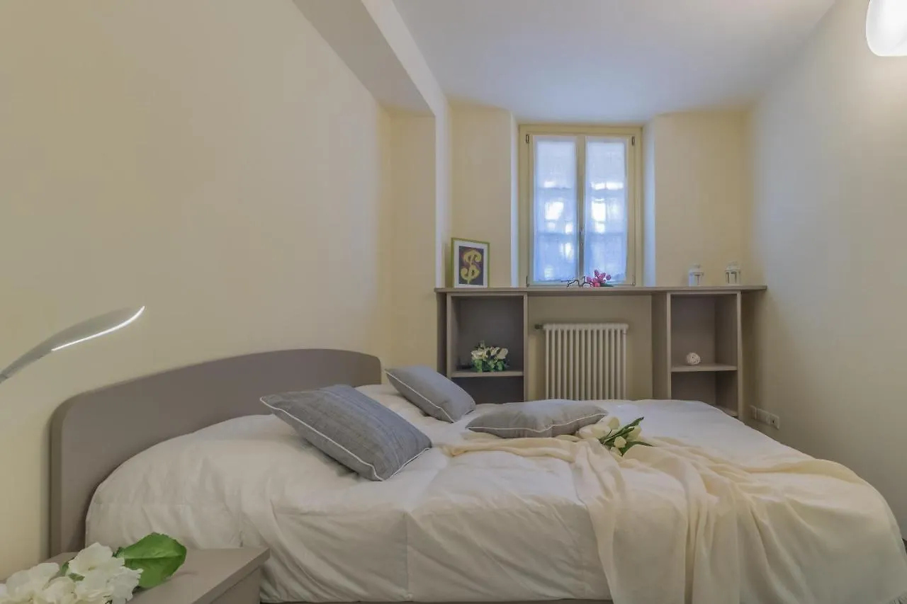 Tiny Duke Apartment فارينا إيطاليا